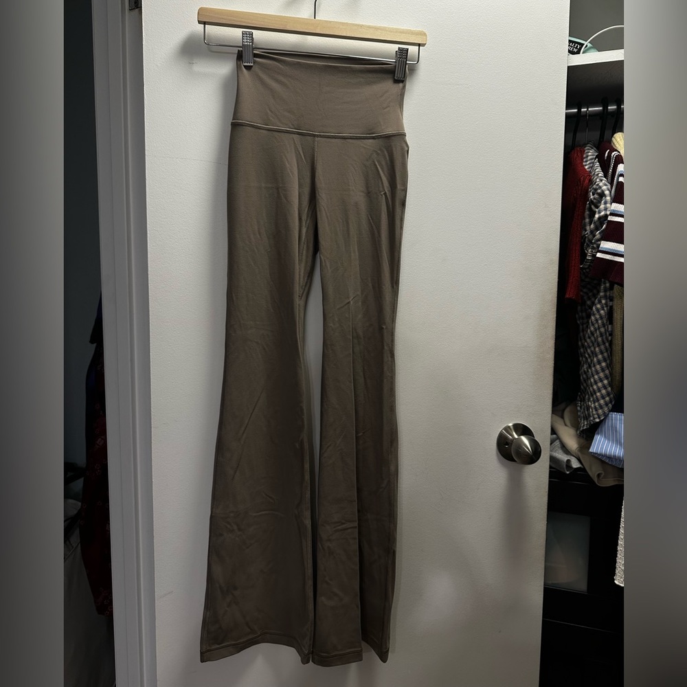 Aritzia Golden Flare Leggings Brown Taupe 0 | High Rise Bootcut Pants